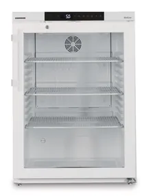 Frigider LKUv 1613, 1 buc., Cu ușă din sticlă izolată, 1 buc.