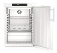 Frigider Mediline, tip LKUv 1610,, cu ușă de oțel, 133 l, 3 rafturi,, 1 bucată