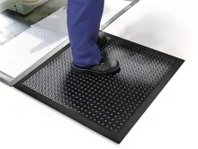 Covor ergonomic de lucru SANIPA, negru, margine neagră, 80 x 80 x 13.5 mm, 1 buc.