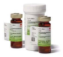 Hidroxid de trimetilsulfoniu în metanol, aprox. 0,2 M, pentru GC, 10 ml