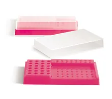 Stație de lucru PCR, PP, roz neon, cu capac, 32x0.2 ml, 24x1.5/2 ml, 16x0.5 ml