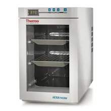 Incubator mic Heratherm IMC18, cu ușă de sticlă, 18 L, 17-50 °C, 1 bucată