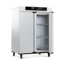 Etuvă universală UFplus750, 749 l, max. 300 °C