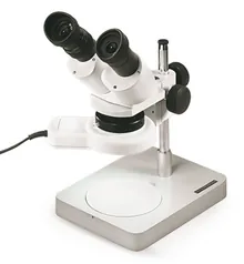 Microscop stereo cu lumină reflectată 33213, mărire 10x, 20x - extensibil la 40x