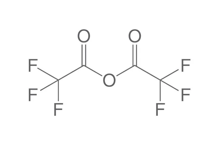 Anhidridă trifluoracetică, min. 99 %, pentru GC, 100 g, sticlă — Carl Roth, cod 0027.1