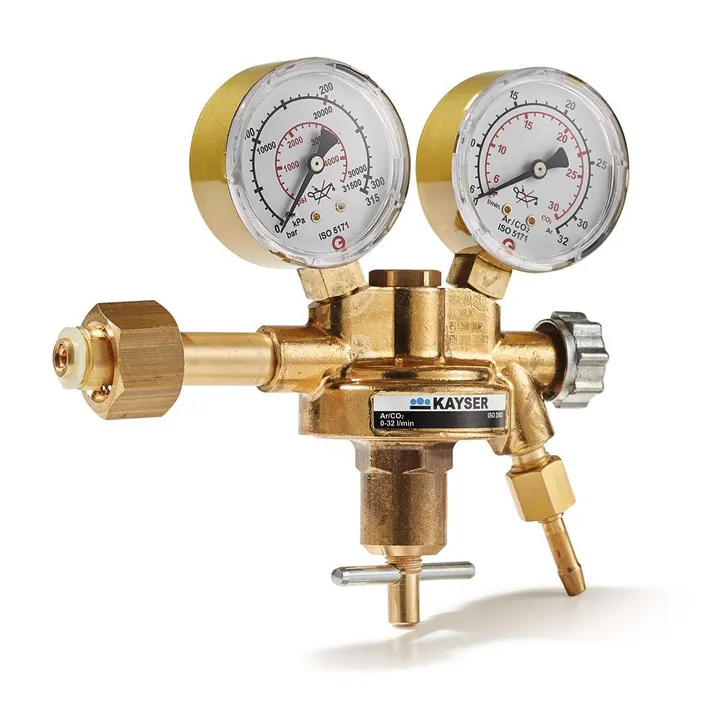 Regulator de presiune pentru butelie, cu o singură treaptă, alamă, Ar/CO2, 0-24/23 l/mi, 1 bucată — Carl Roth, cod 0290.1