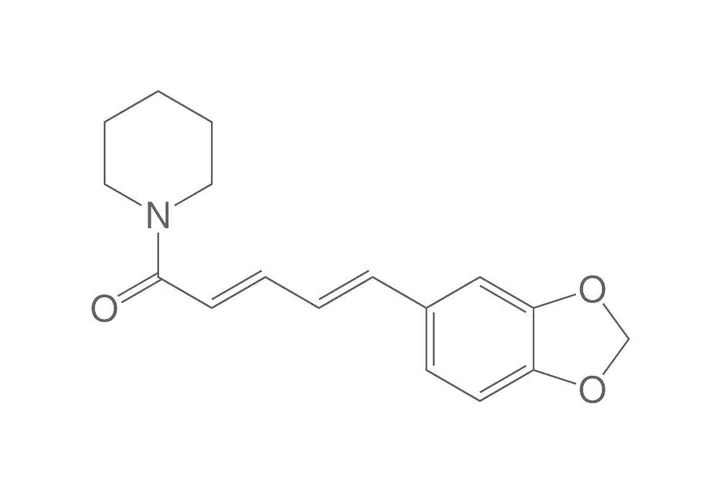 Piperină, ROTICHROM® CHR, 5 g, sticlă — Carl Roth, cod 7099.1
