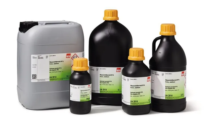 Peroxid de hidrogen 30 %, Ph.Eur., stabilizat, 25 l, plastic — Carl Roth, cod 9681.8