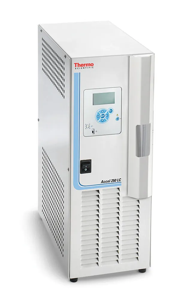 Răcitor cu circulație Accel 500 U LL 230/50Hz, temperatură de lucru -10 - +80 °C — Carl Roth, cod APT5.1