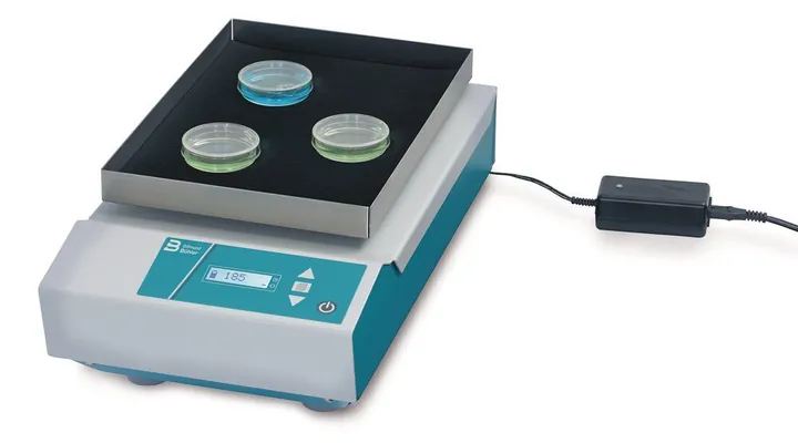 Agitator mic KM 2 cu baterii, alimentator, circular, 30 - 220/min, l 200xL 295 mm — Carl Roth, cod H696.1