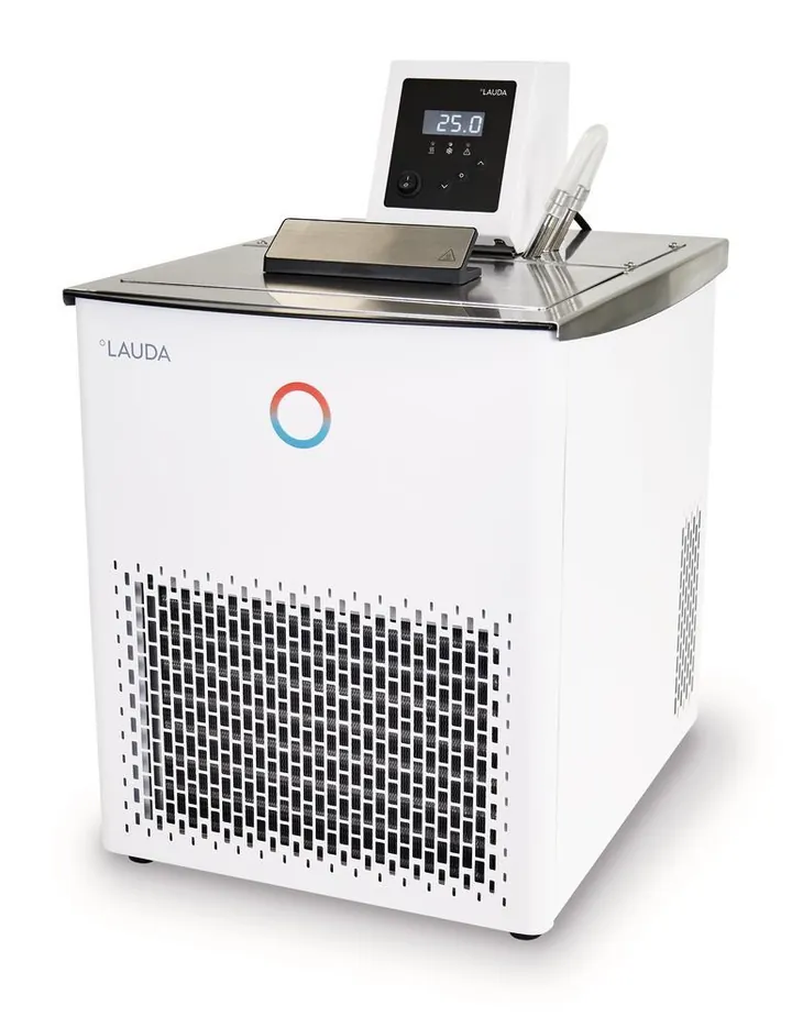 Termostat de refrigerare de masă Alpha RA 12, -25 până la +100°C, volum baie 9.5 - 14.5 l — Carl Roth, cod KP42.1