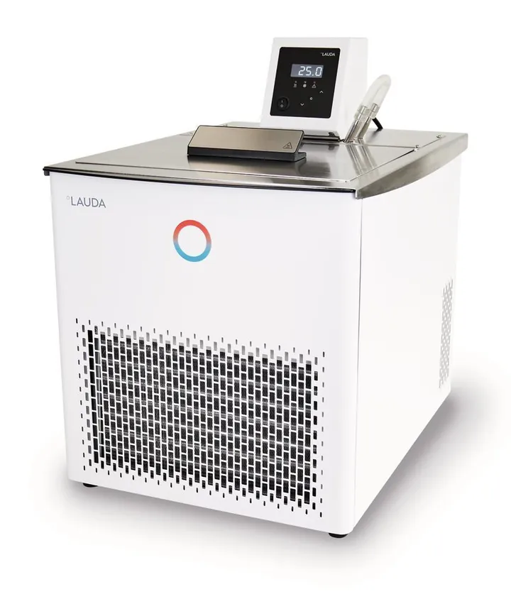 Termostat de refrigerare de masă Alpha RA 24, -25 până la +100°C, volum baie 14 - 22 l — Carl Roth, cod KP43.1