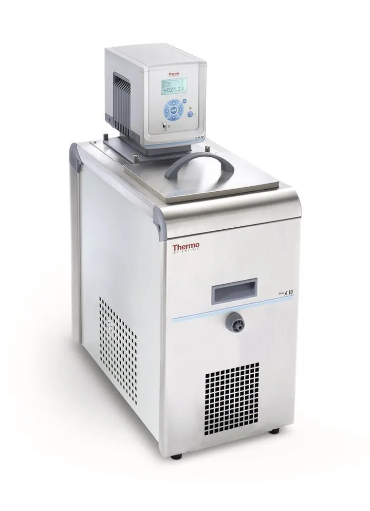 Termostat de recirculare ref. model SC 100-A10, Interval de temperatură -10 - +100°C, volum baie 6 l — Carl Roth, cod PC14.1