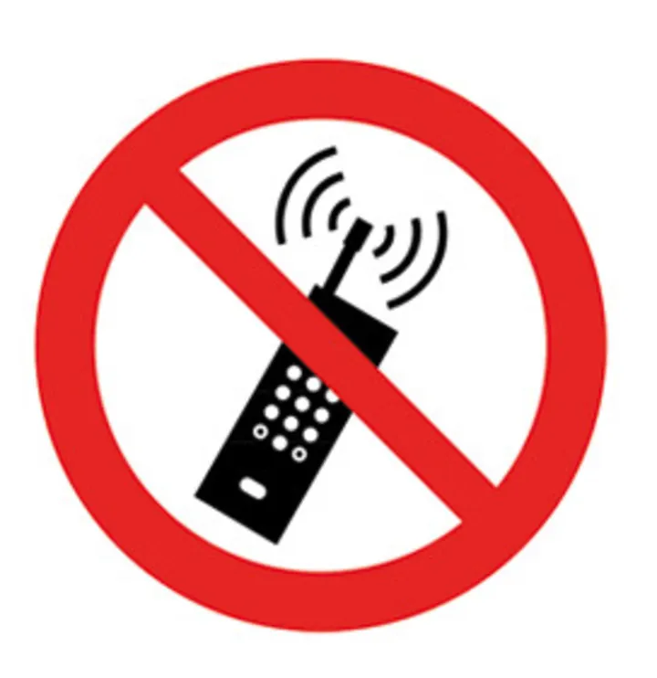 Semn de interdicție, autoadeziv, fără sisteme radio-telefonice mobile Ø 200 mm — Carl Roth, cod X450.1