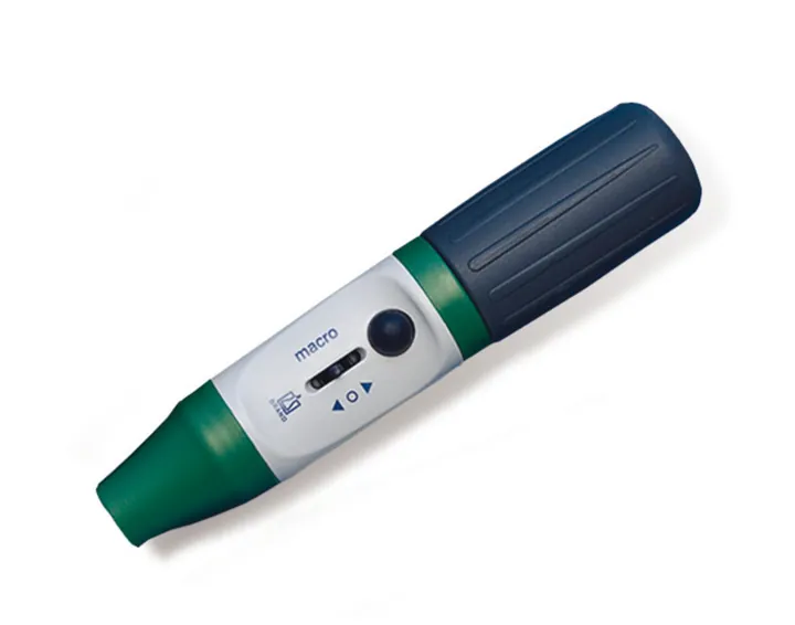 Ajutor de pipetare macro, verde, pentru pipete 0.1 - 200 ml, 1 bucată — Carl Roth, cod X482.1