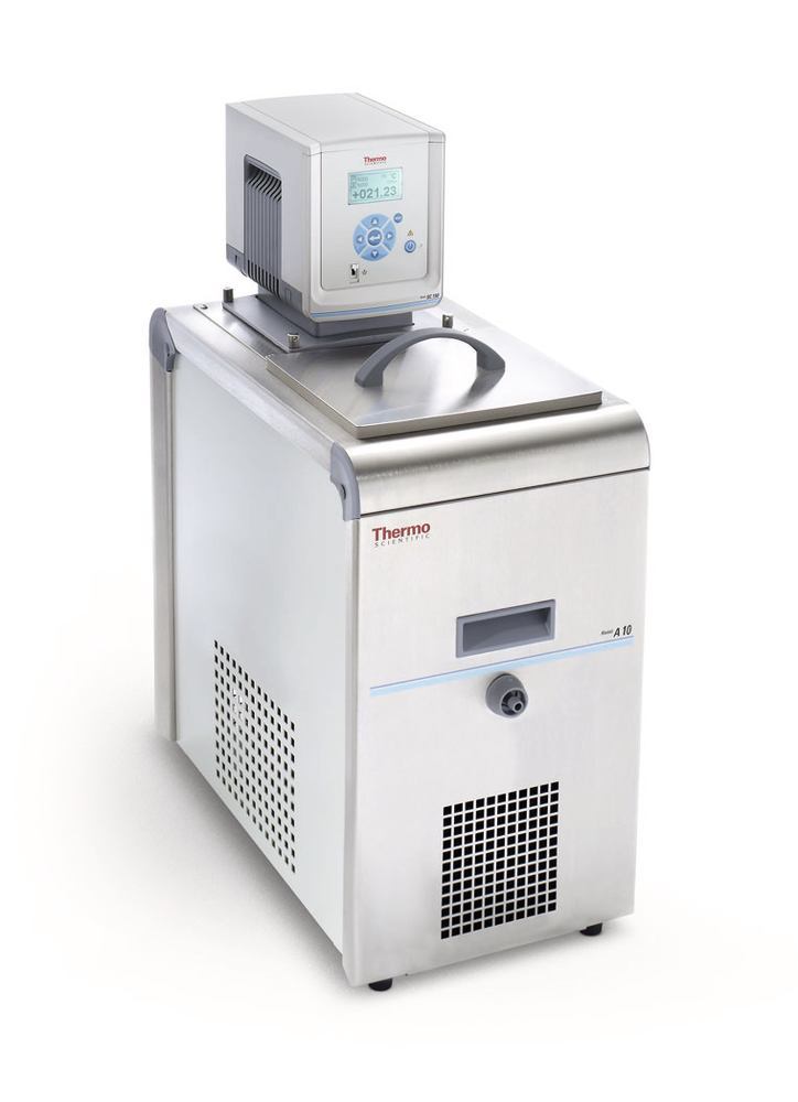 Model SC 100-A10 ref. circ. thermostat, Temp. range -10 - +100°C, bath vol. 6 l